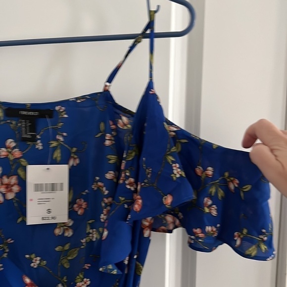 FOREVER 21 Blue Floral Cold Shoulder Wrap Dress NWT - Picture 3 of 7